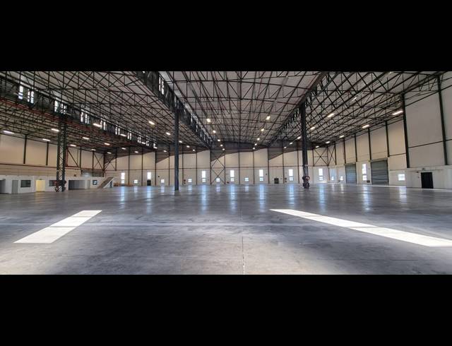 5,846M² WAREHOUSE TO LET IN AIRPORT INDUSTRIA